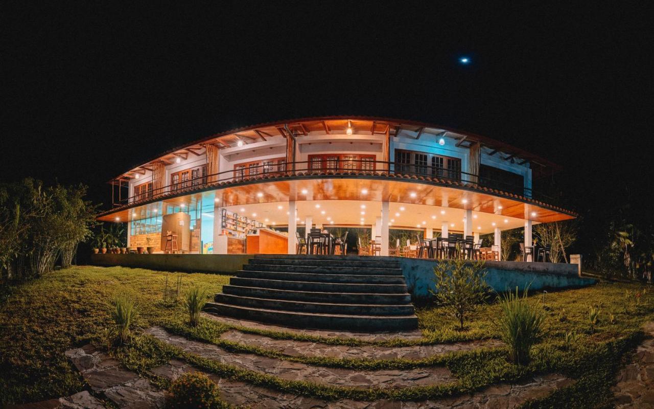 Kantu Garden Lodge Мойобамба Екстер'єр фото
